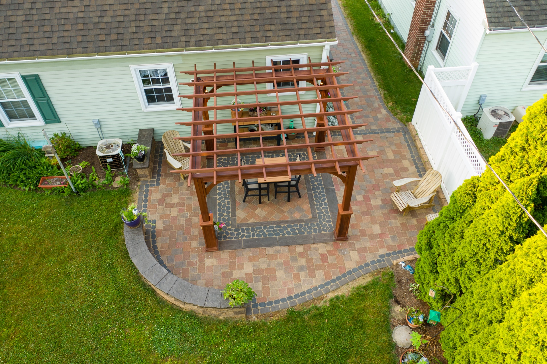 Custom pergola and patio project in London Ontario